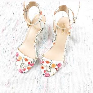 Nine West | Floral Print | Leisa Heel | Size 6 1/2